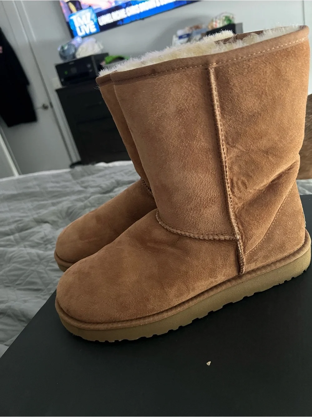 UGG Chestnut Suede Shearling Lined Short Boots new in box